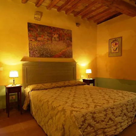 Farm stay Agriturismo Podere La Marronaia *
