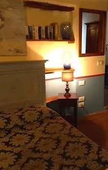 Agriturismo Podere La Marronaia Farm stay San Gimignano